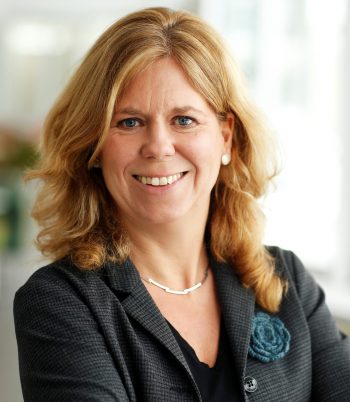 Elisabeth Sasse, Folksam